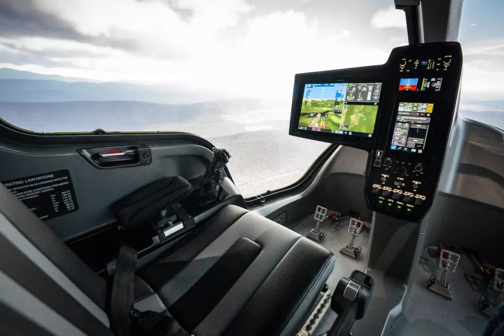 Ein Glas Cockpit mit guter Sicht nach draußen. Das vereint das Cockpit der ALIA CTOL (Foto: Beta Technologies) 