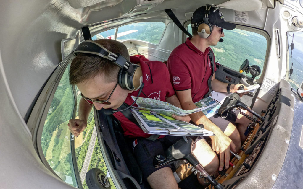 Teamarbeit beim Deutschlandflug 2025