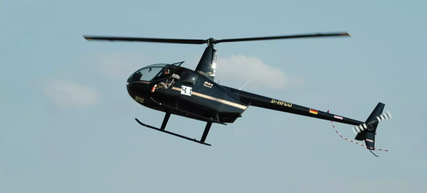 Hubschrauber fliegen lernen: Wie funktioniert die Ausbildung?