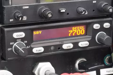 Der Squawk 7700 bedeutet: 