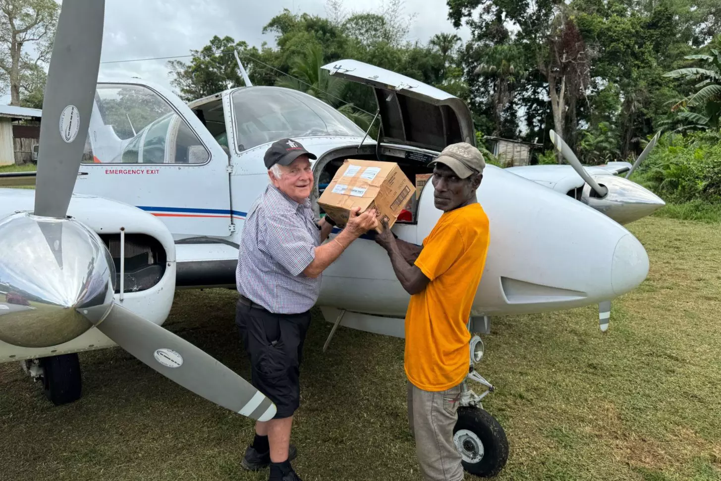 Bob, Pilot in Papua Neuguinea