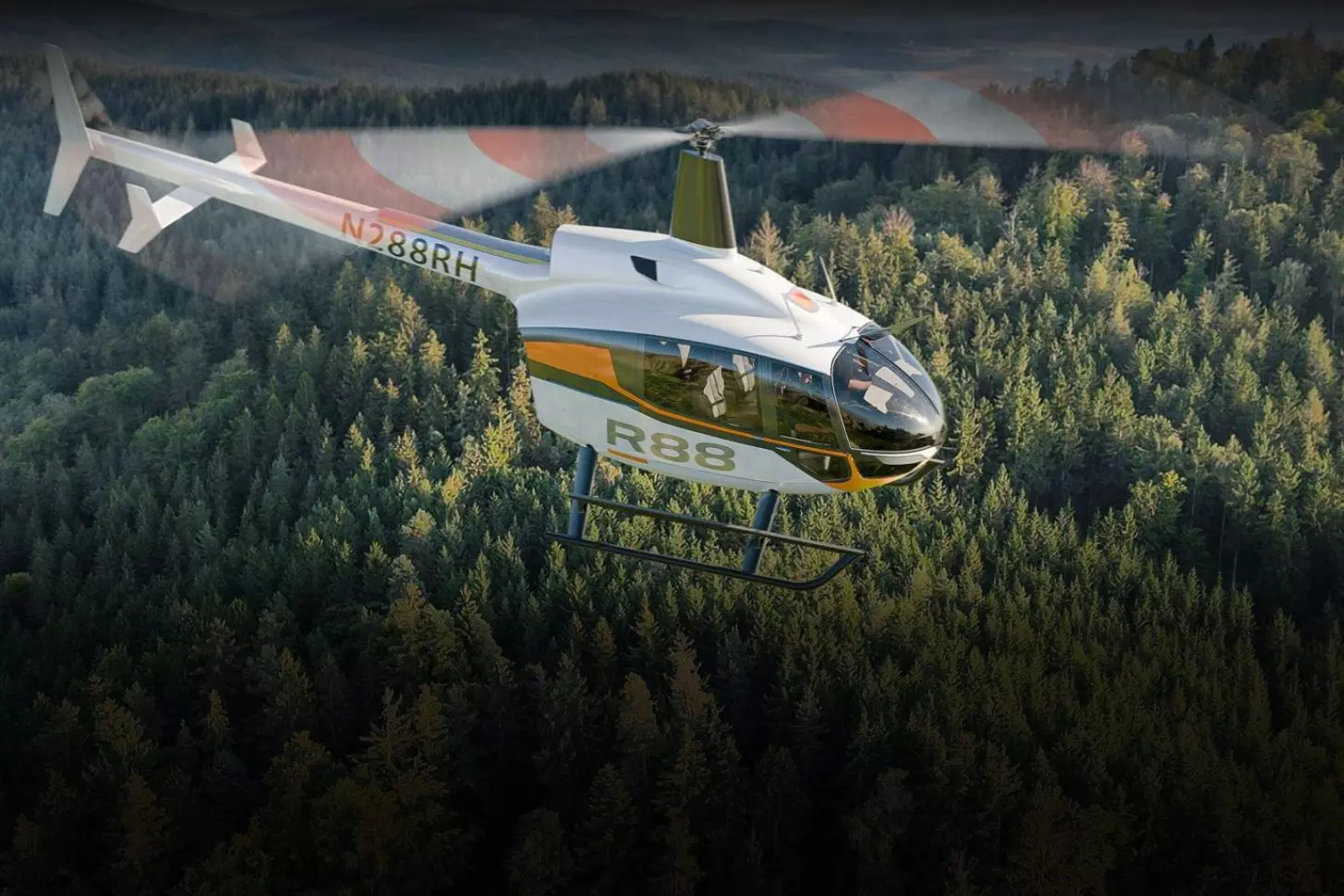 Robinson R88 Helikopter